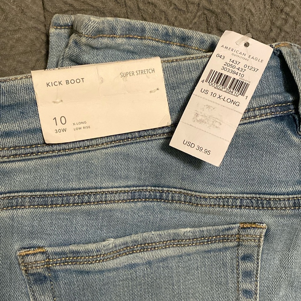 NWT AE Kick Boot jeans